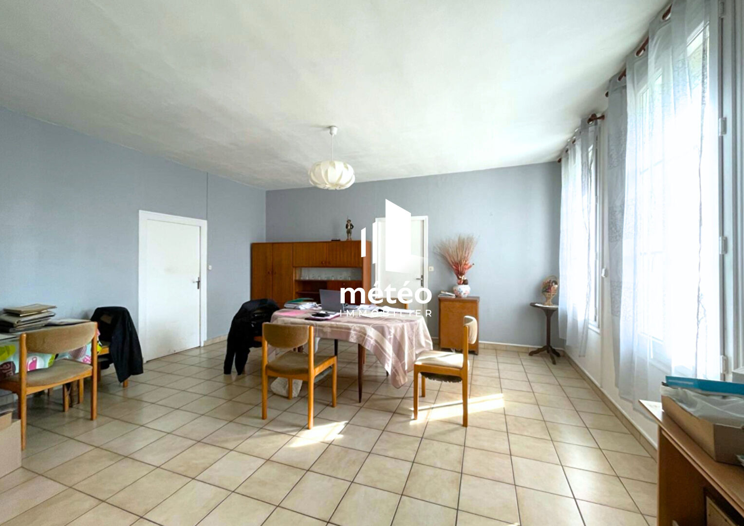 Maison familiale à rénover de 180m²  au Coeur de Luçon – 5 chambres