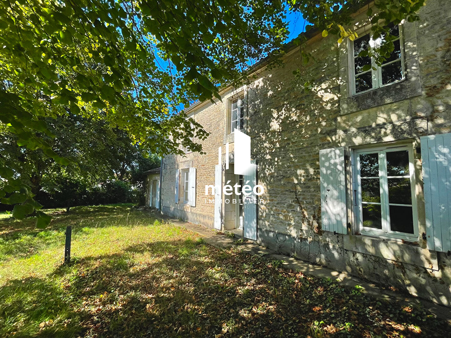 Charmante Maison en pierre 105 m2- Sainte Gemme la plaine