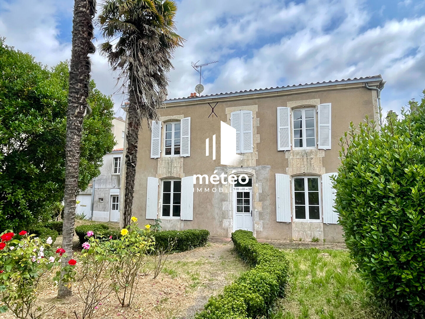 Magnifique Maison bourgeoise au coeur de ville – 170 m2- LUCON