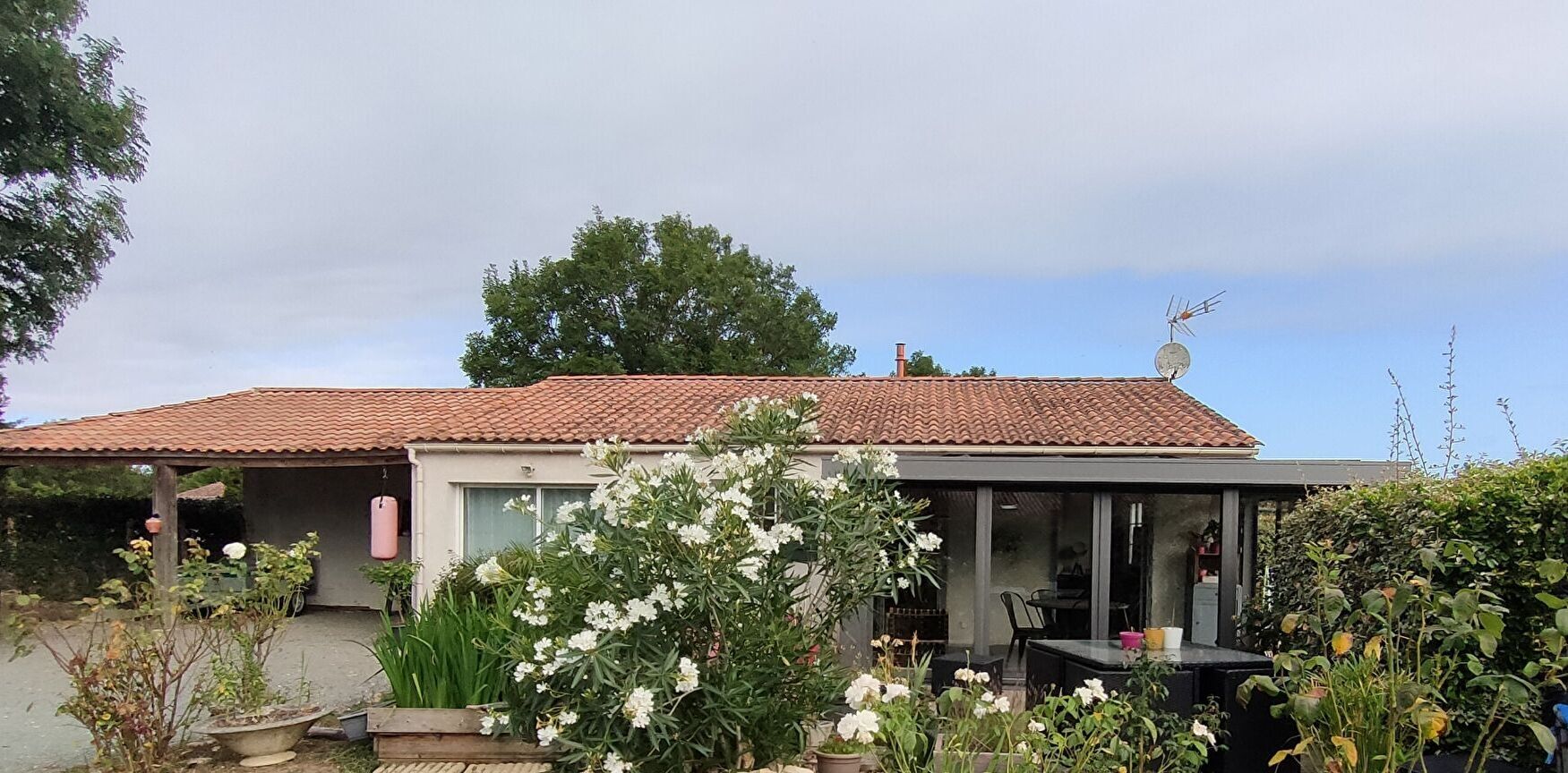 Maison LA JONCHERE 4 pièce(s) avec Piscine