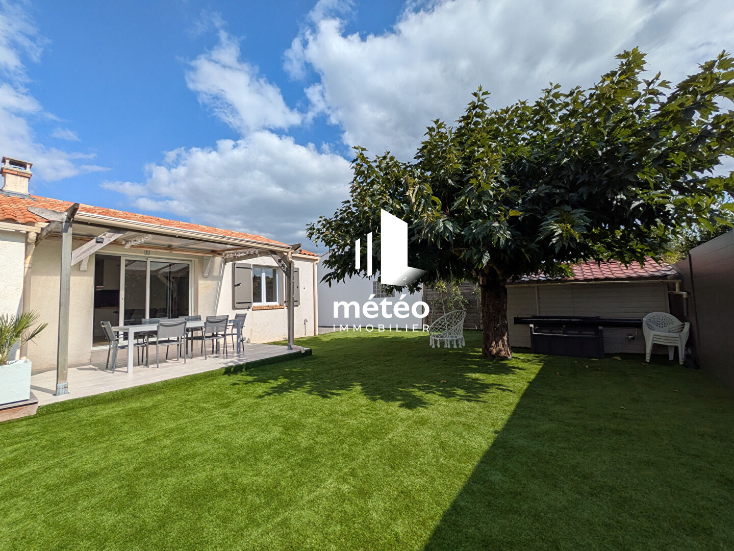 Maison lumineuse en environnement calme