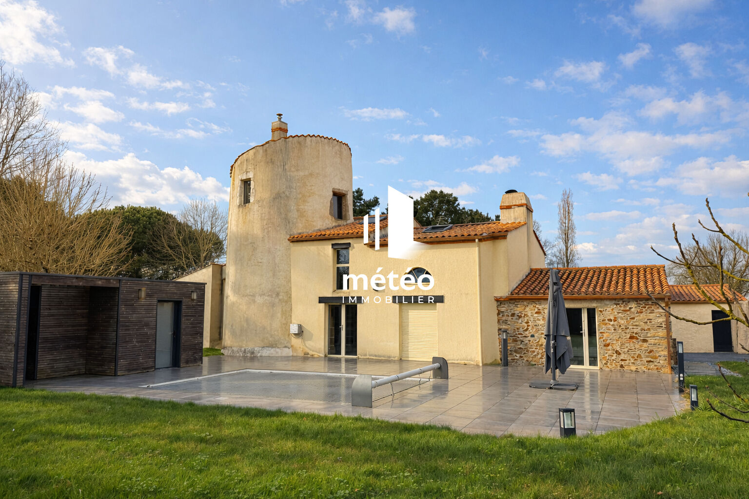 Maison Sainte-foy 10 pièces 300 m²