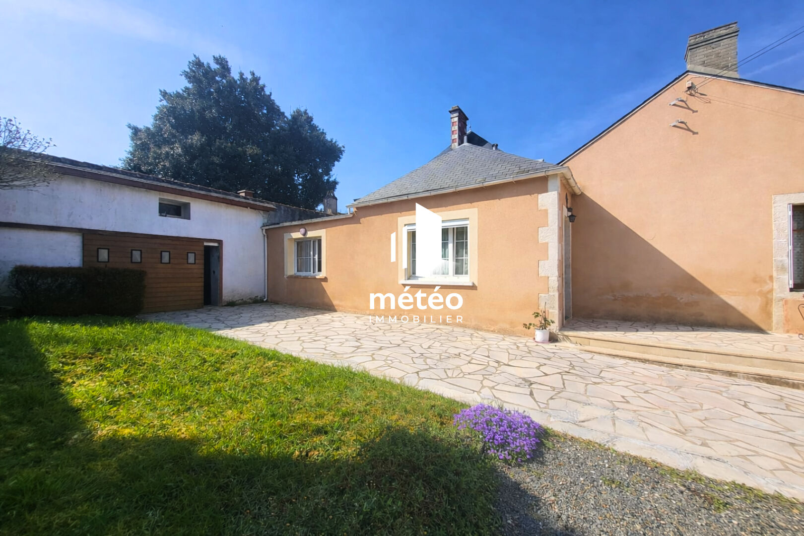 Maison en pierre  de 110m²  – 4 chambres – Nalliers