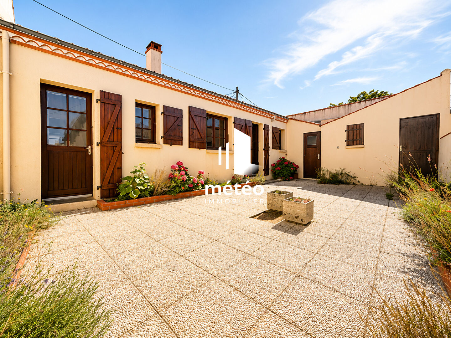 MAISON CENTRE VILLE LA TRANCHE SUR MER – 3 pièce(s) – 70 m2