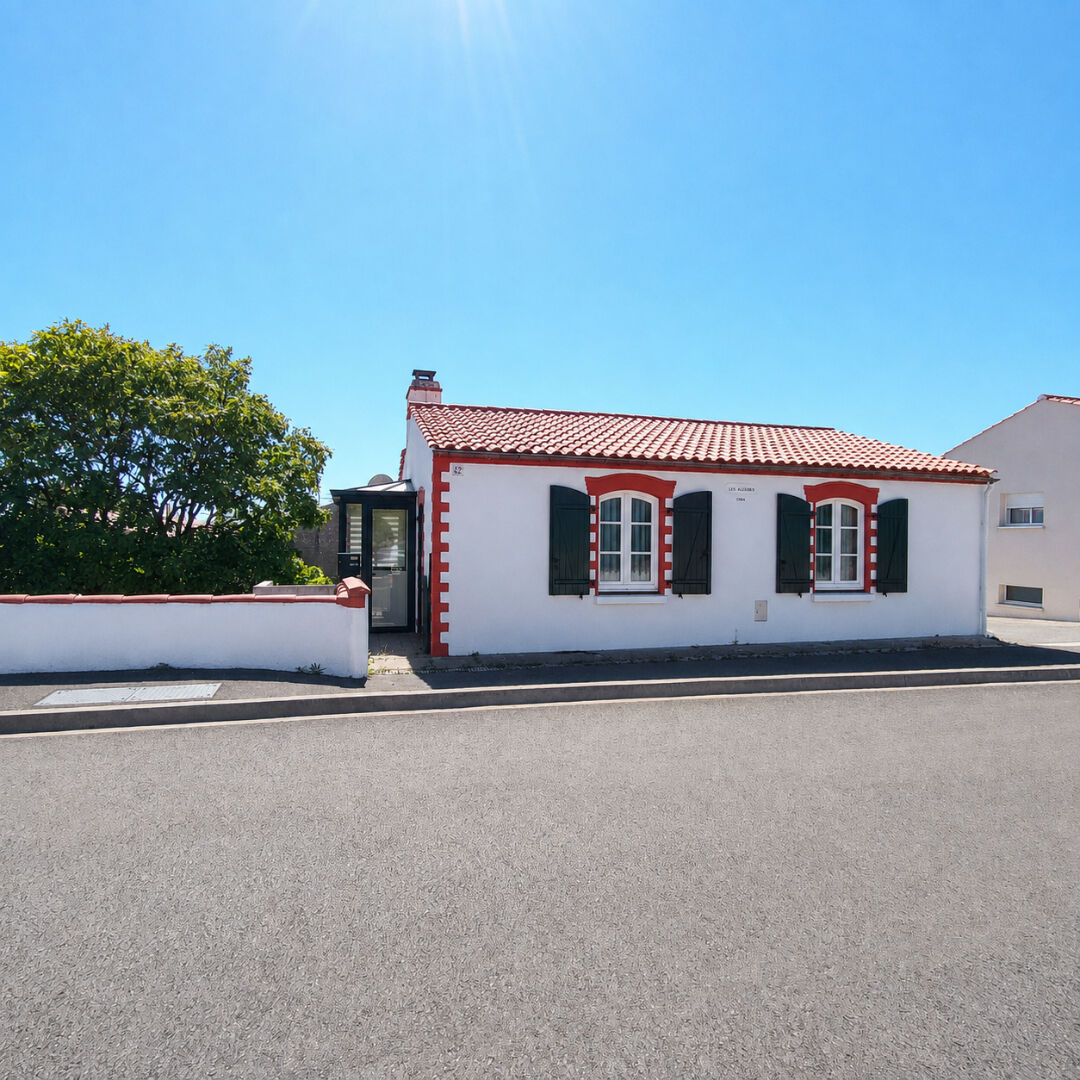 Maison 54 m² · à Longeville-sur-Mer · 54 m² · 180 240 €