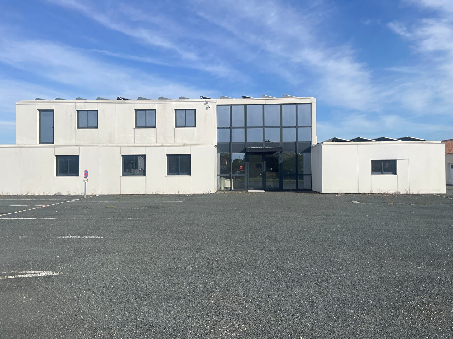 Local commercial Angles